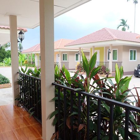 Deva Garden Resort Prachinburi Esterno foto